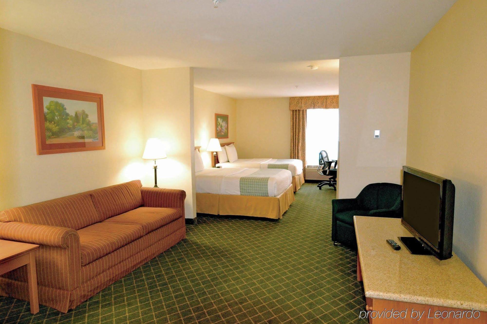 La Quinta By Wyndham Portland Airport Hotel Exterior foto